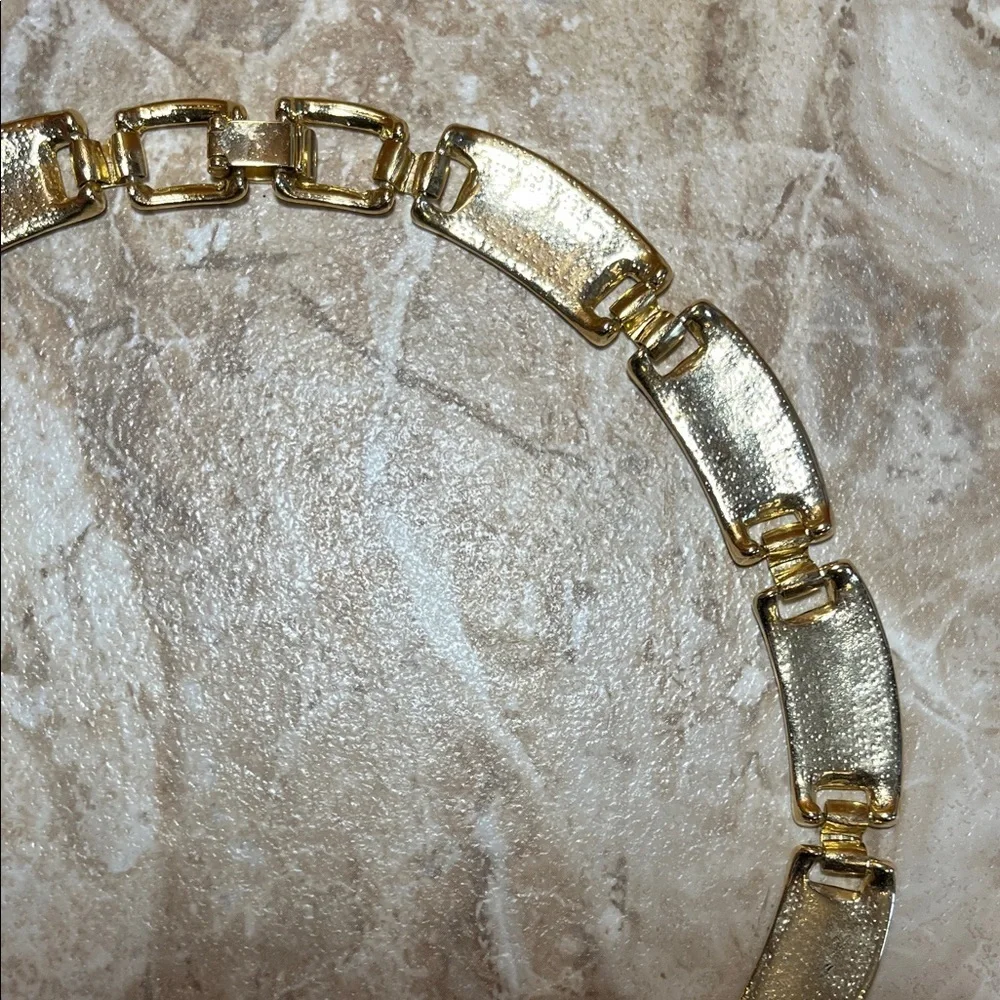 Vintage Art Deco Pink Enamel and Gold Colored Linked Necklace